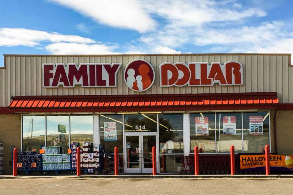 Family Dollar Signs 5-YR Lease in Hammond, IL