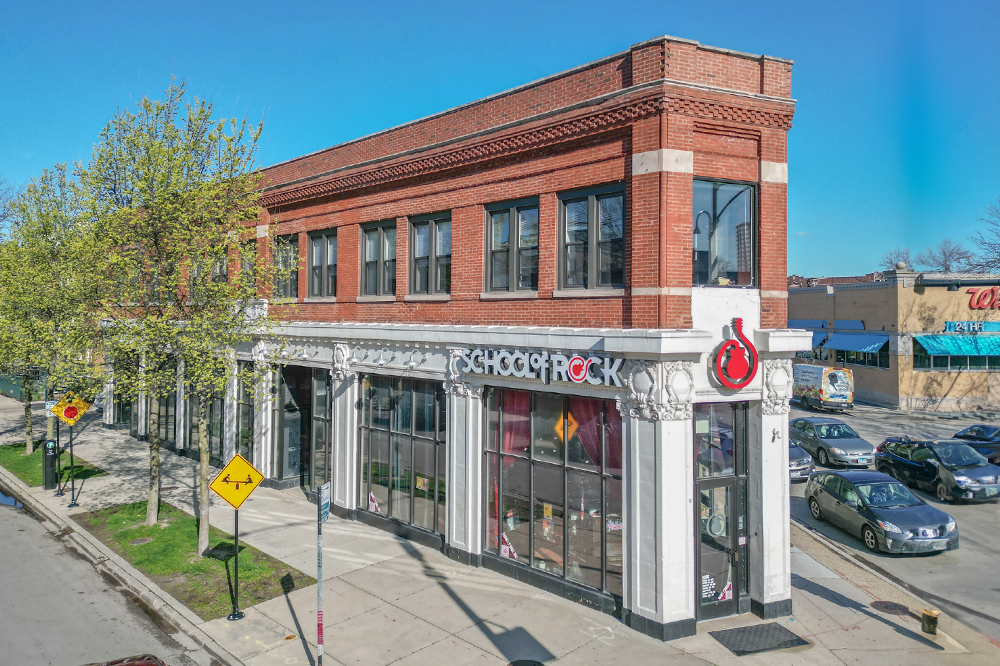 Mixed-Use Building Sold Following Complete Leasing of Retail Space