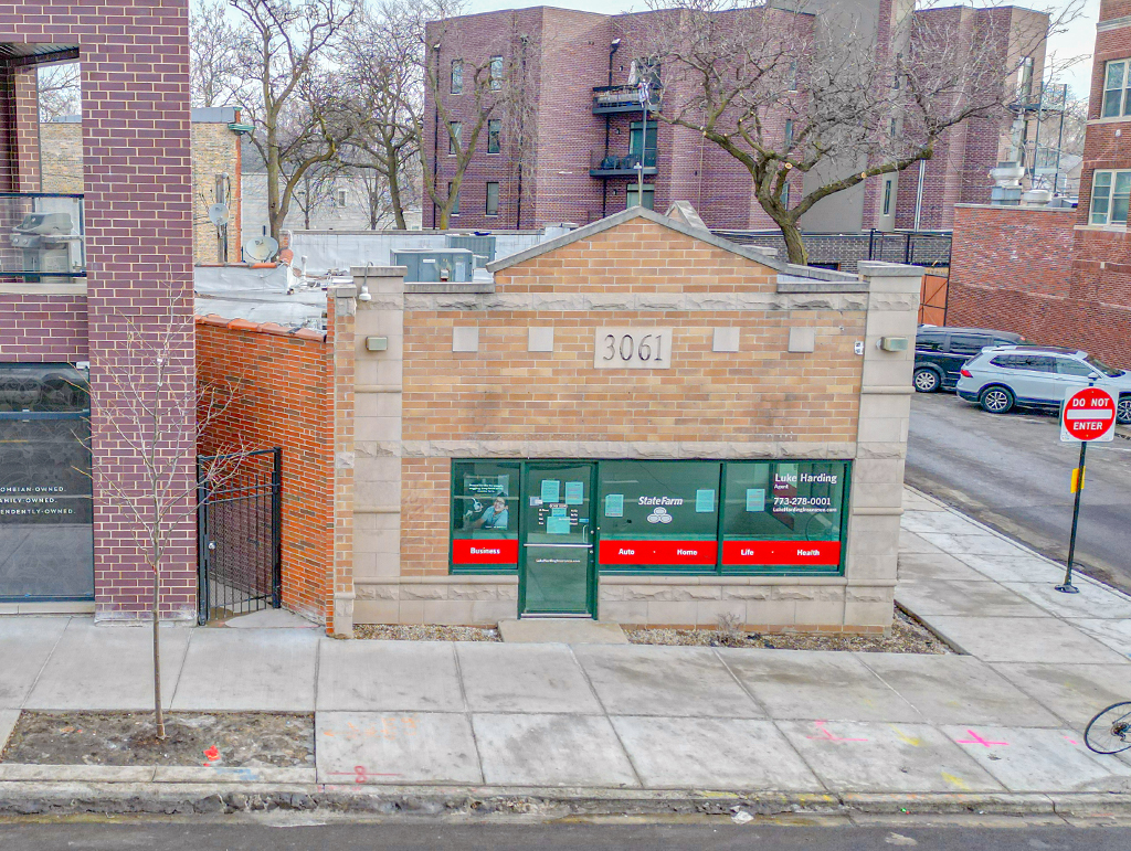 3061 N. Milwaukee Ave Chicago, IL 60618